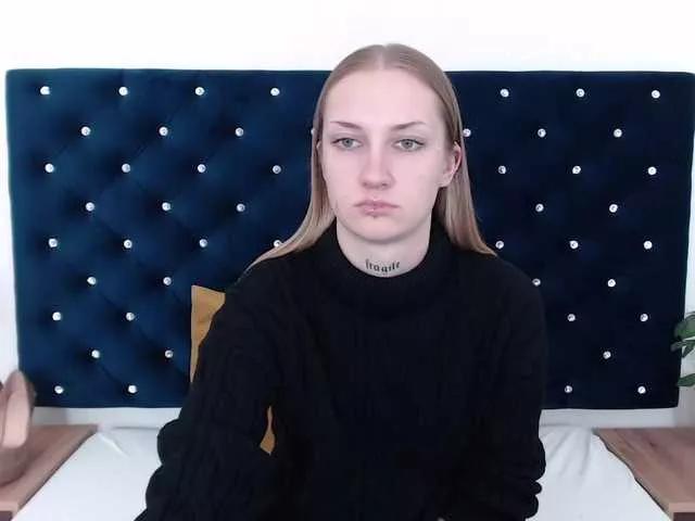 AlexaKisses on BongaCams 