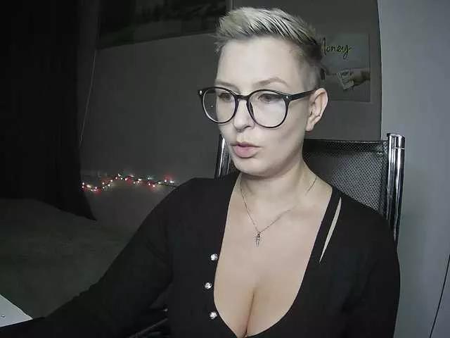 AlikBlack on BongaCams 