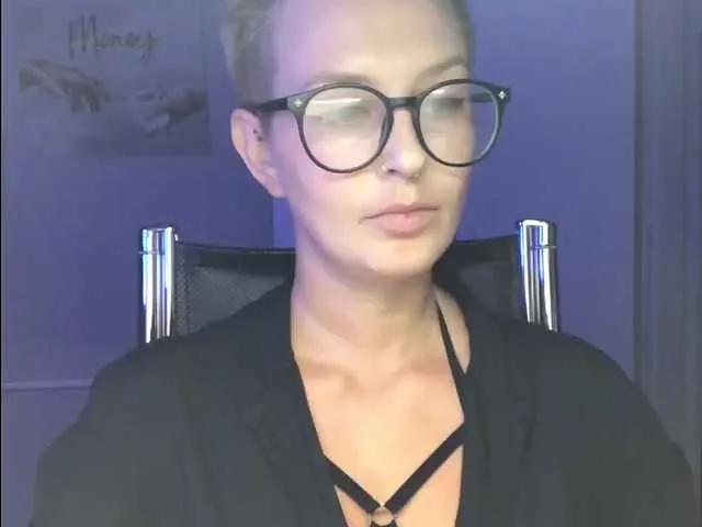 AlikBlack on BongaCams 