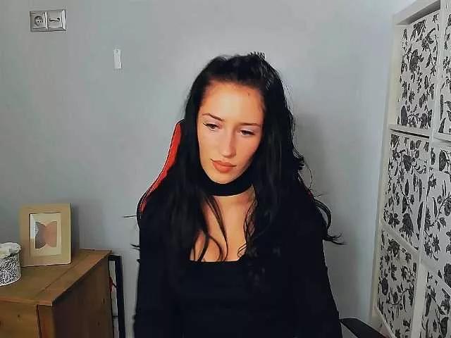 AlissaGold on BongaCams 