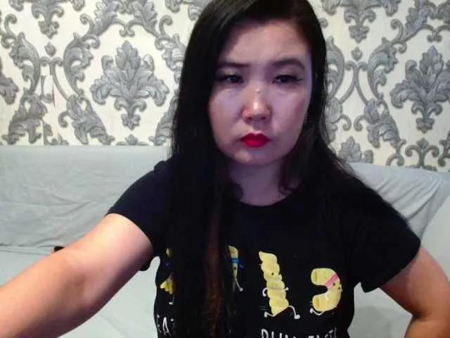 Bet-Lu on BongaCams 