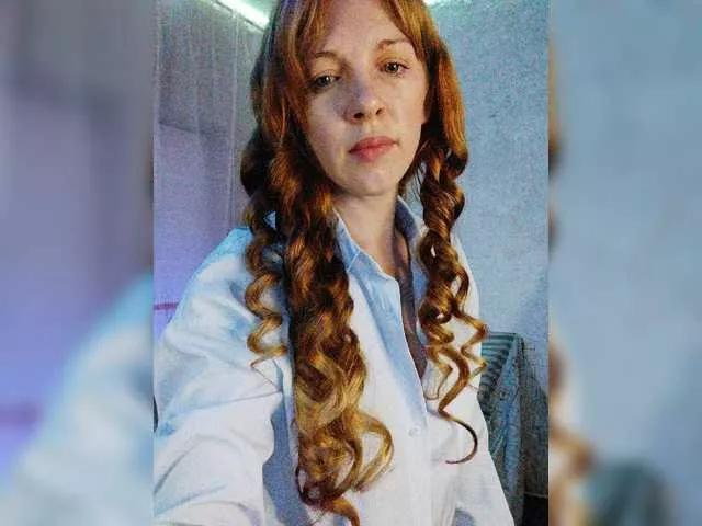 Curlyhair65 on BongaCams 