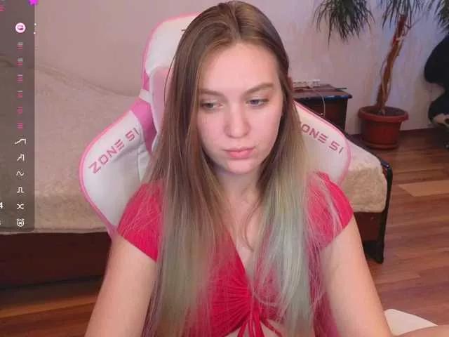 CyrilaPuff on BongaCams 