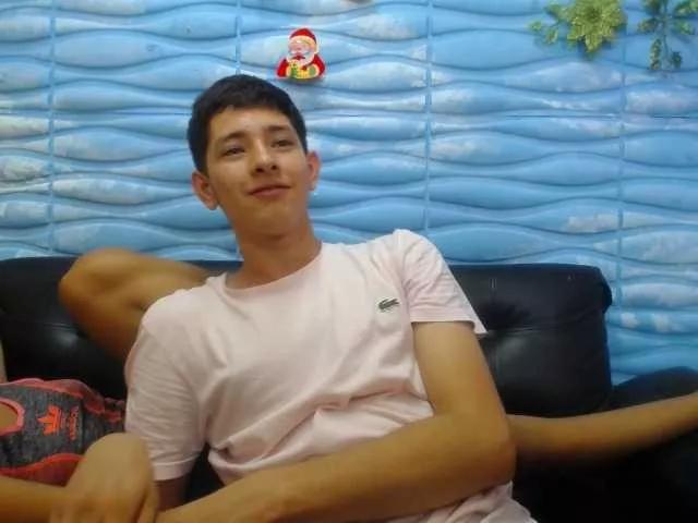 Dreamy-And-Andy on BongaCams 