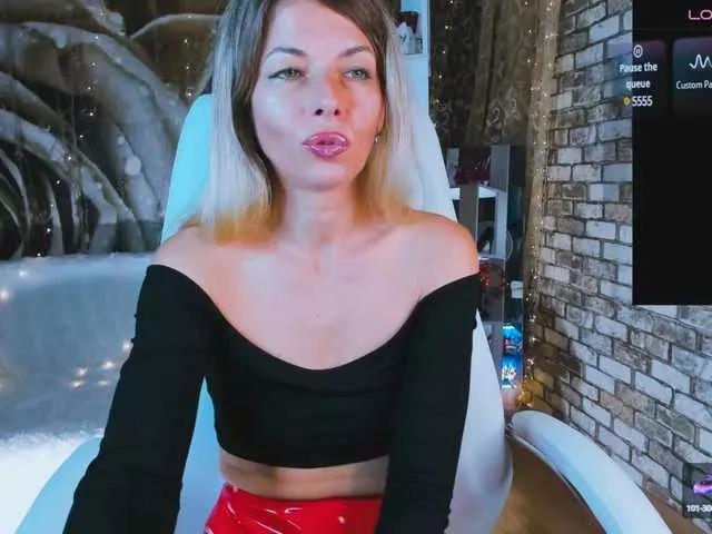 Eva-Melow on BongaCams 