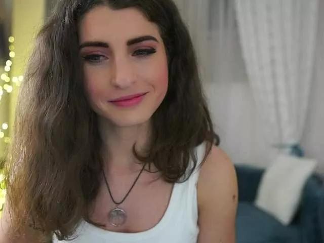 EVALOVIA on BongaCams 