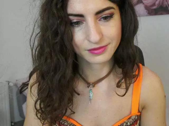 EVALOVIA on BongaCams 