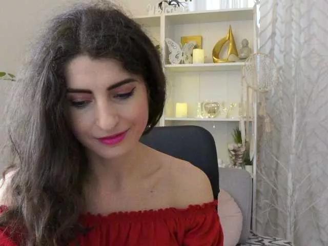 EVALOVIA on BongaCams 