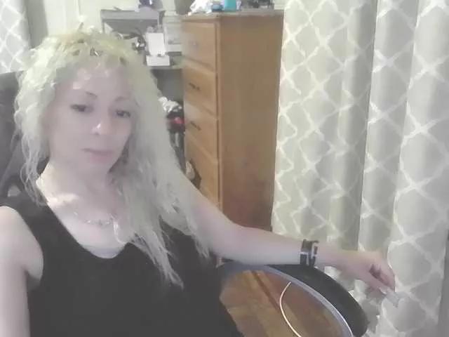 jayluvv on BongaCams 