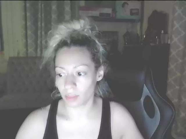 jayluvv on BongaCams 