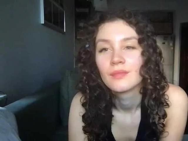 Offline JolieKiss on BongaCams