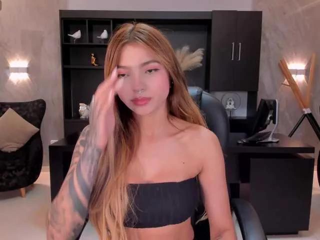 LexieWayne on BongaCams 