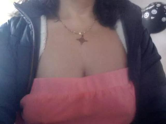 Meganny2023 on BongaCams 