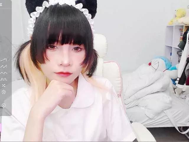 Meows2 on BongaCams 