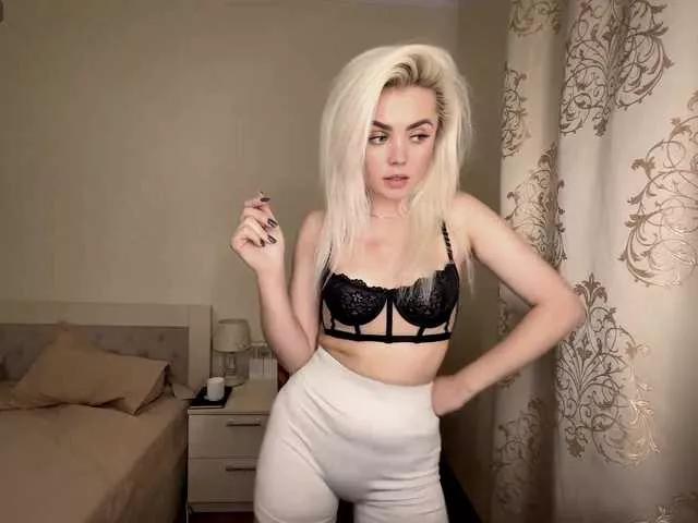 MiaRey1 on BongaCams 