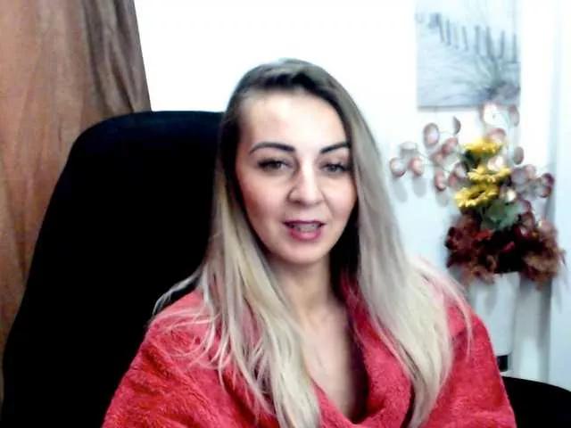 MirabelaSweet on BongaCams 