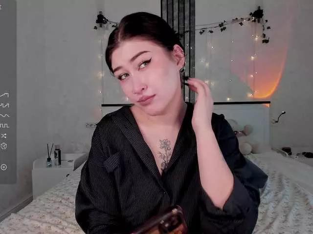 miya-lyu on BongaCams 