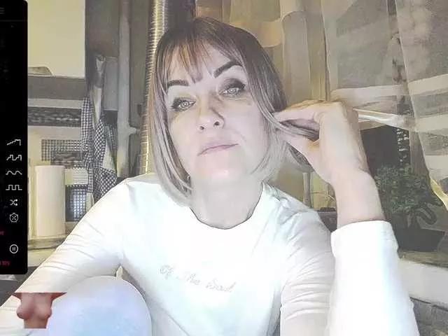 yanaXXX on BongaCams 