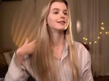 Join Eli_journey, she wants to masturbate for you eli_journey from Chaturbate