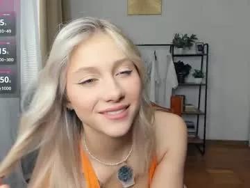 Try Chaturbate's Glossybabe_ glossybabe_ from Chaturbate