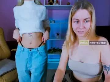 isa_luxury on Chaturbate 