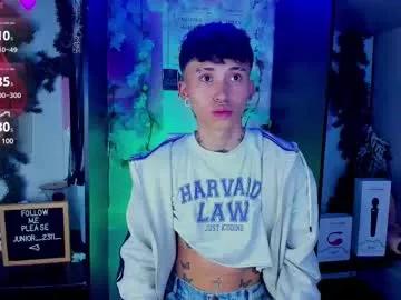 juniior0_0 on Chaturbate 