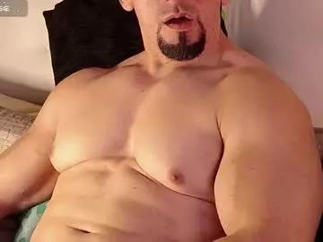 masked_bodybuilder on Chaturbate 