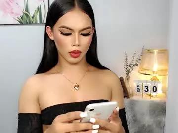 urlovelyangelts on Chaturbate 