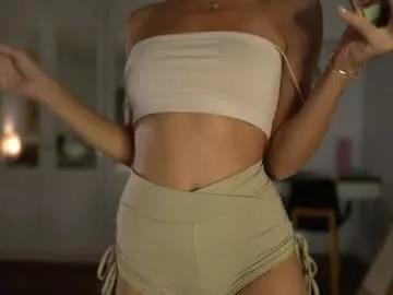 Masturbate to sweet stripper Valerieh valerieh from Chaturbate