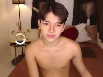 xavierfrias2806 on Chaturbate 