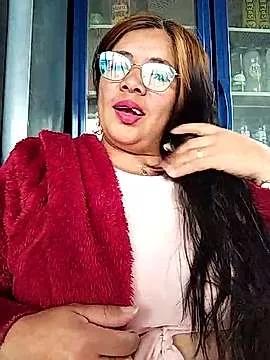 __valentina18 on StripChat 