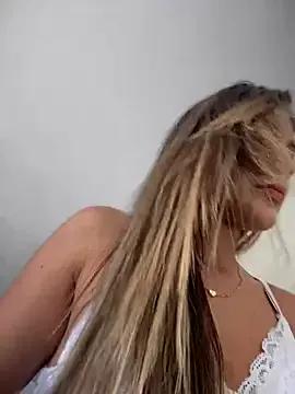 Rose-euphoria on StripChat 